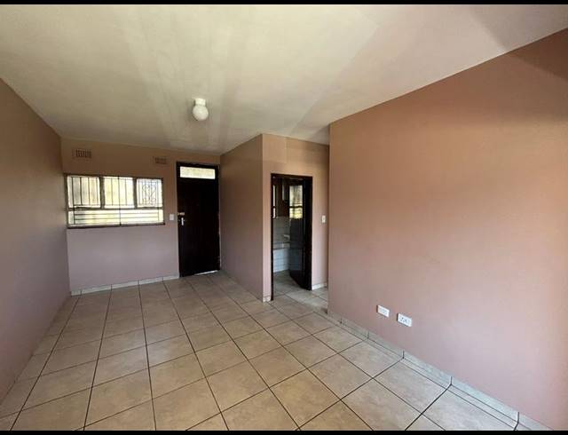 1 BEDROOM APARTMENT FOR SALE IN MONTCLAIR